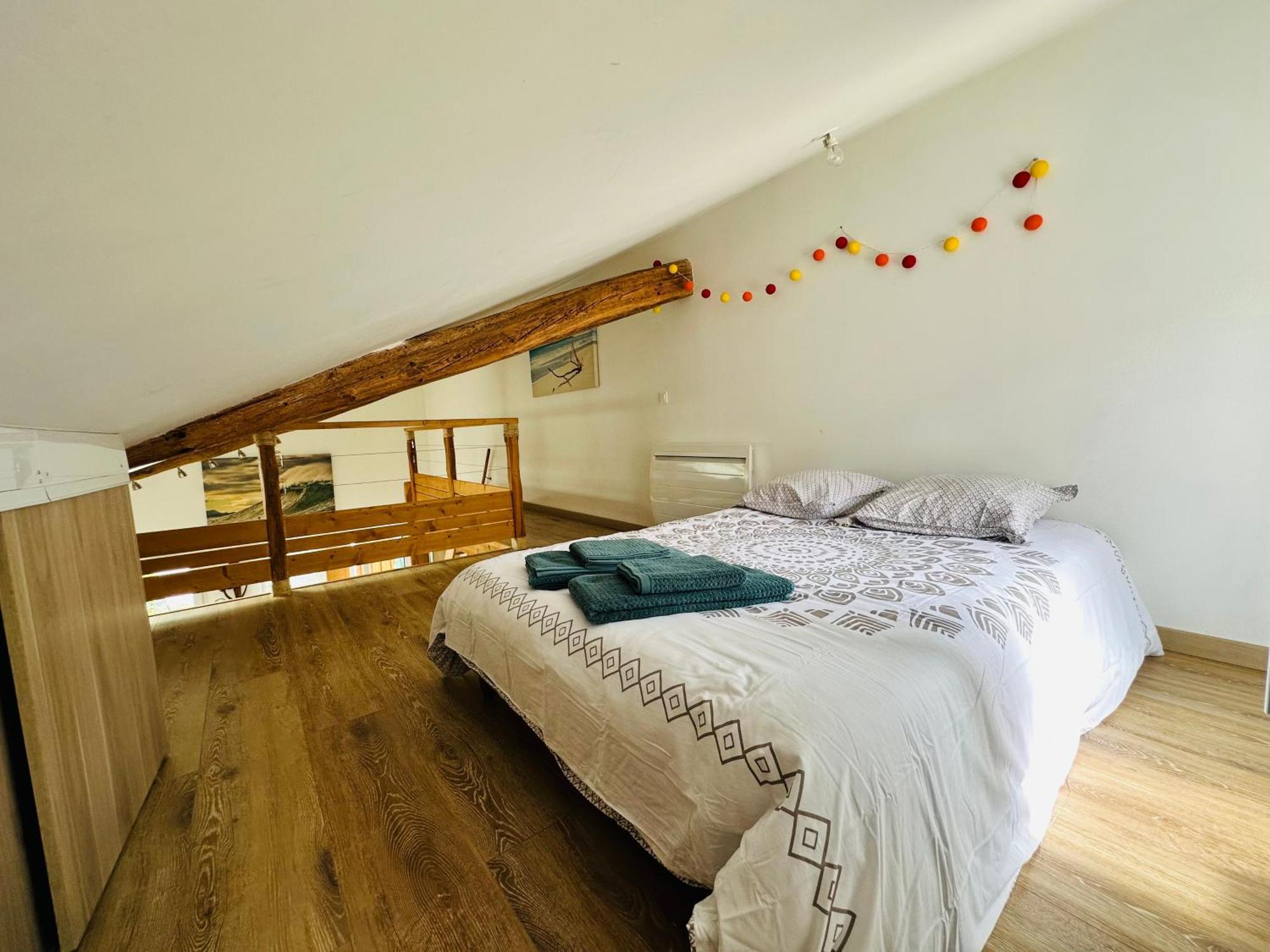 Sunny - Charmant Duplex Avec Terrasse Privative Tosse Buitenkant foto